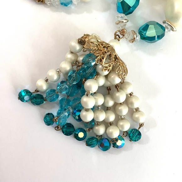 Vintage pearl and rhinestone tassel necklace with box clasp - Picture 2 of 7